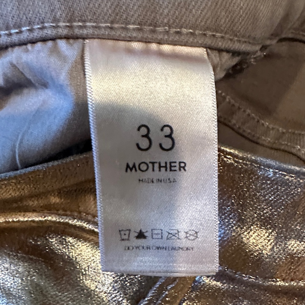 MOTHER Hustler Ankle Heavy Metal Flare Fray Jeans Never Worn Size 33 - Picture 15 of 16